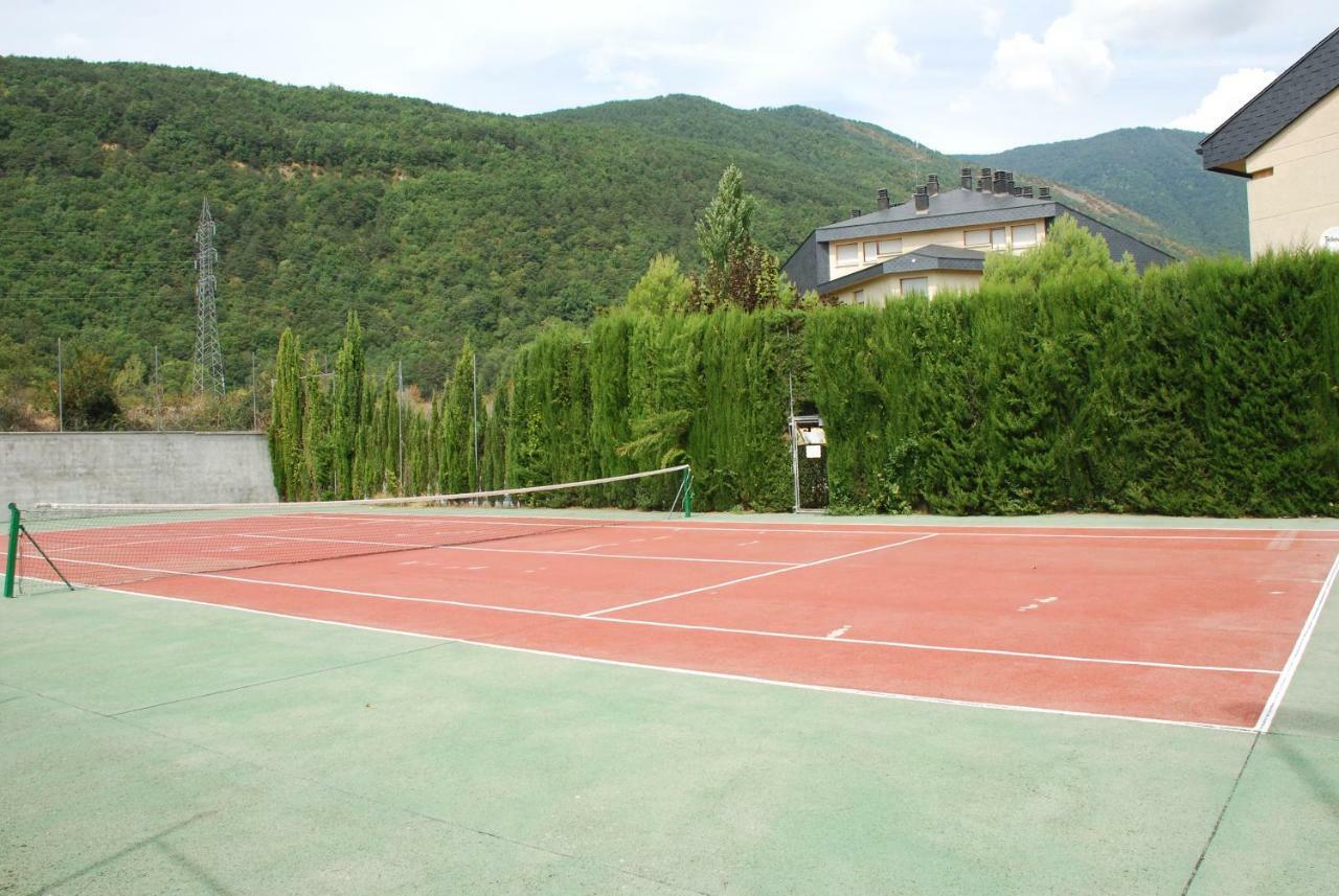 Atico En Con Piscina, Tenis Y Barbacoa