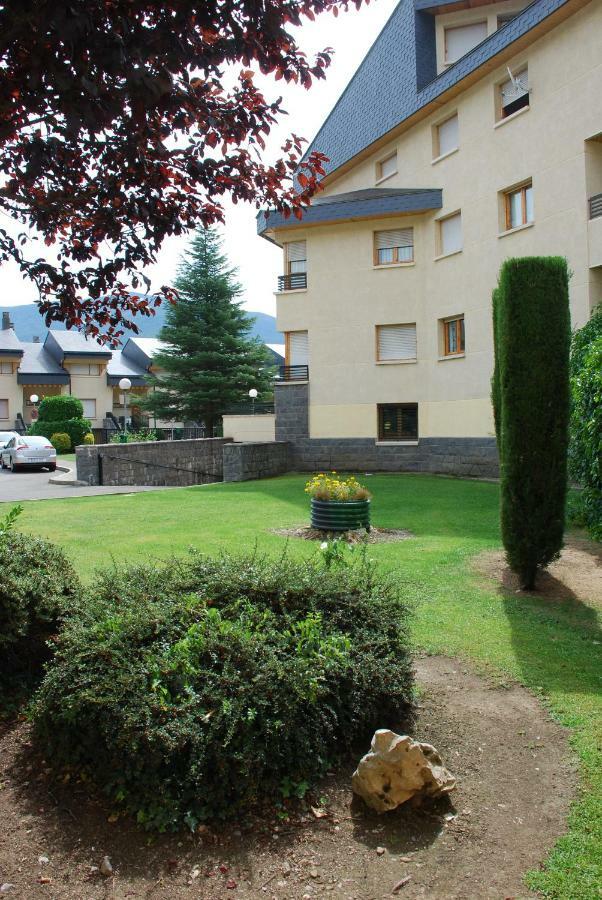 Apartament Atico En Con Piscina, Tenis Y Barbacoa Biescas (Aragon)